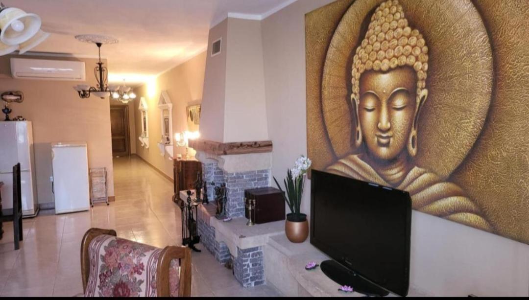 Lotus Guest House Malta Gzira Quarto foto